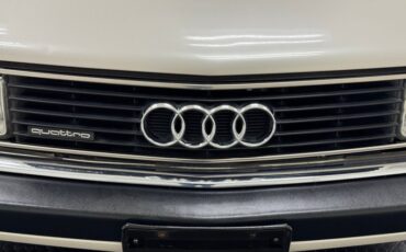 Audi-200-quattro-1991-Pearlescent-White-Gray-8