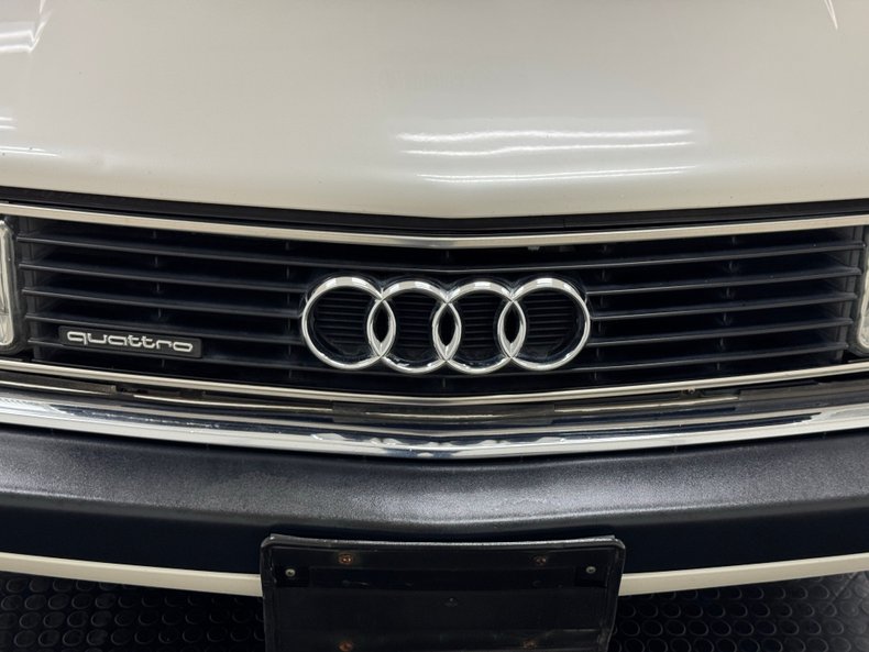Audi-200-quattro-1991-Pearlescent-White-Gray-8