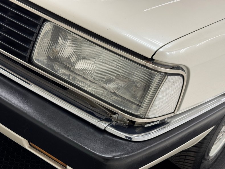 Audi-200-quattro-1991-Pearlescent-White-Gray-9