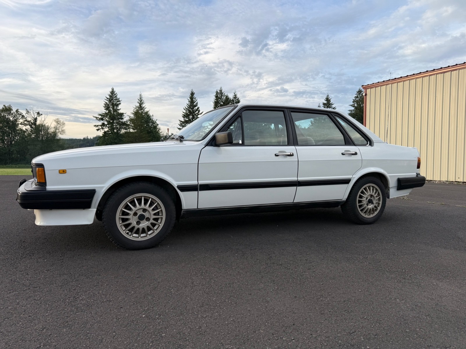 Audi-80-1984-Sedan-10