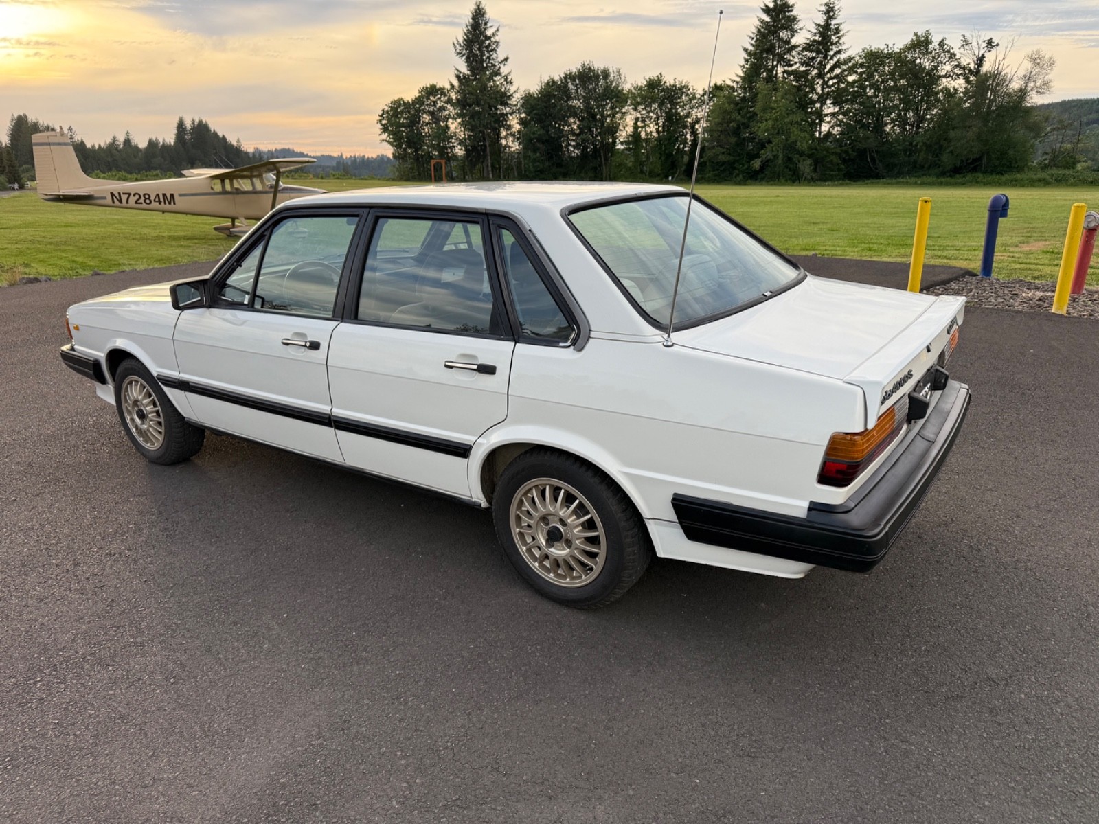 Audi-80-1984-Sedan-12