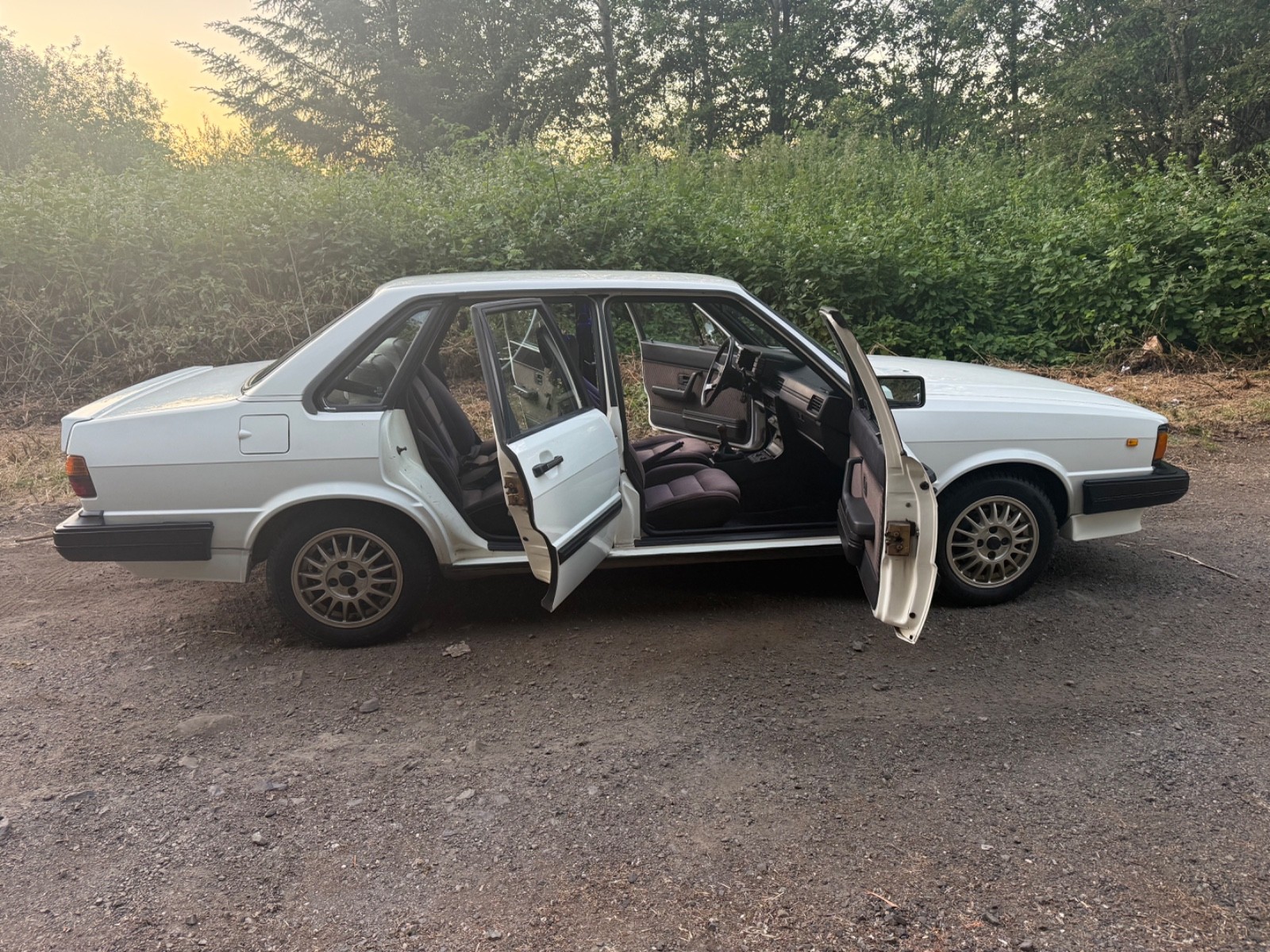 Audi-80-1984-Sedan-20
