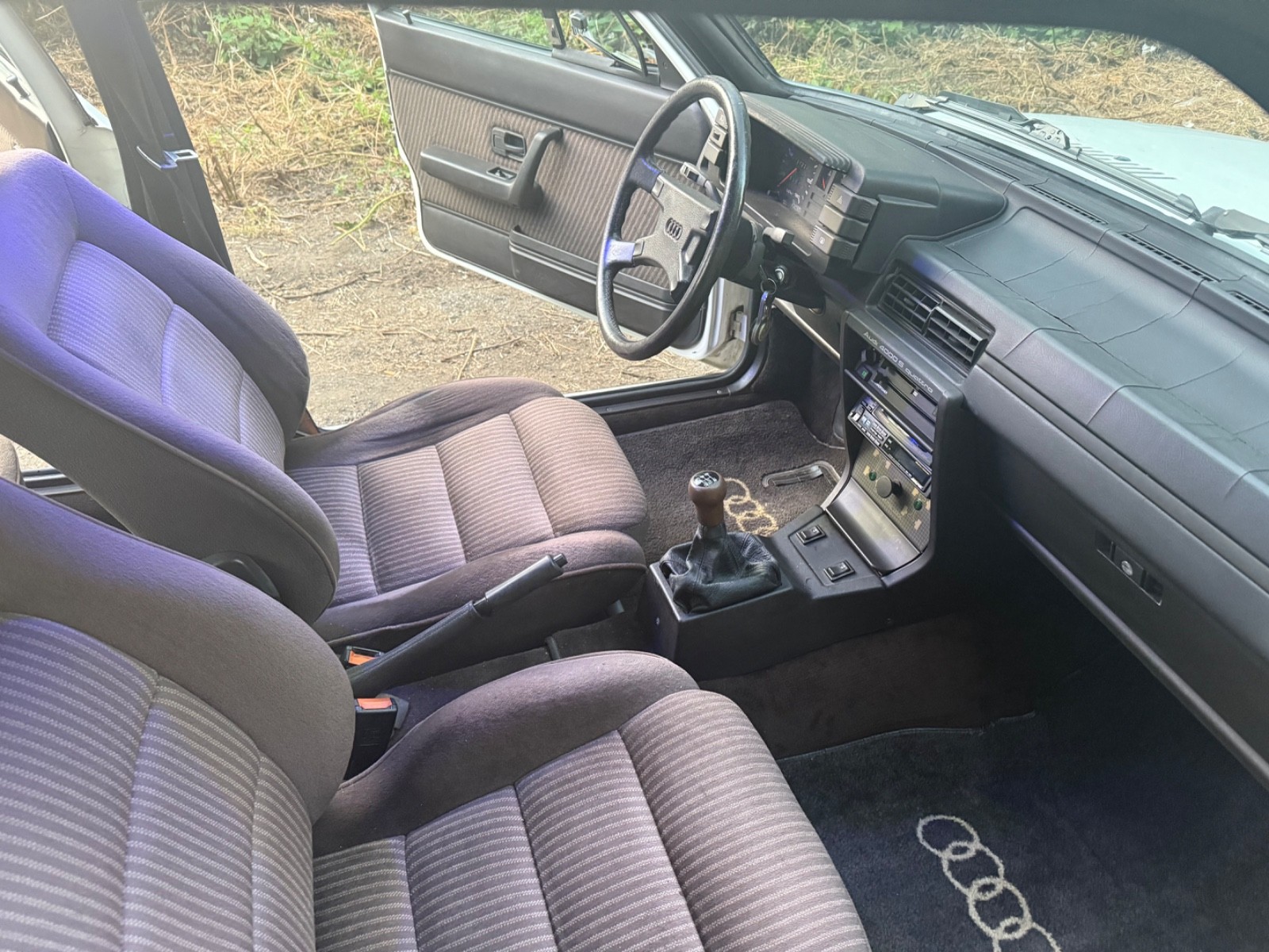 Audi-80-1984-Sedan-21