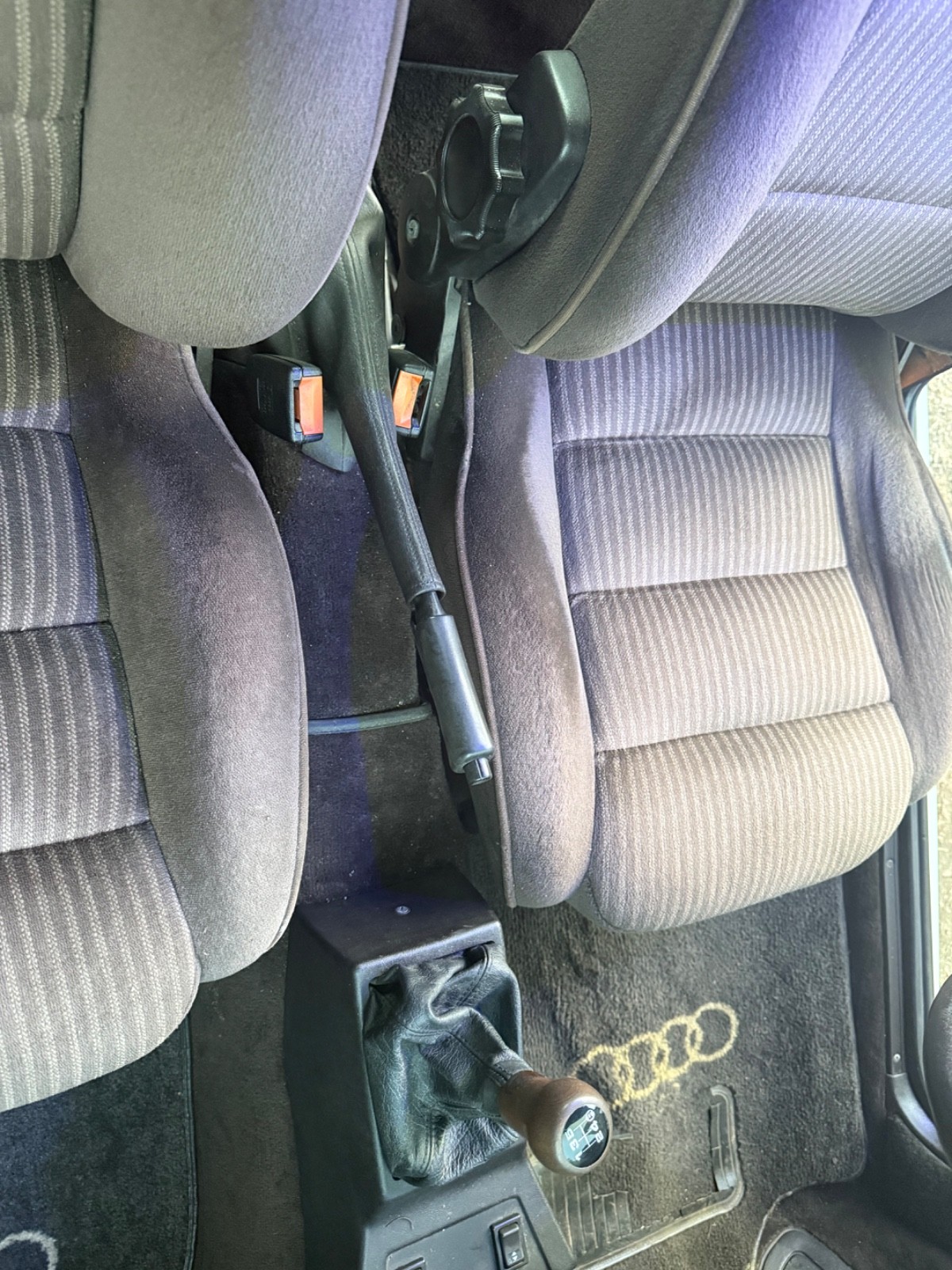 Audi-80-1984-Sedan-24