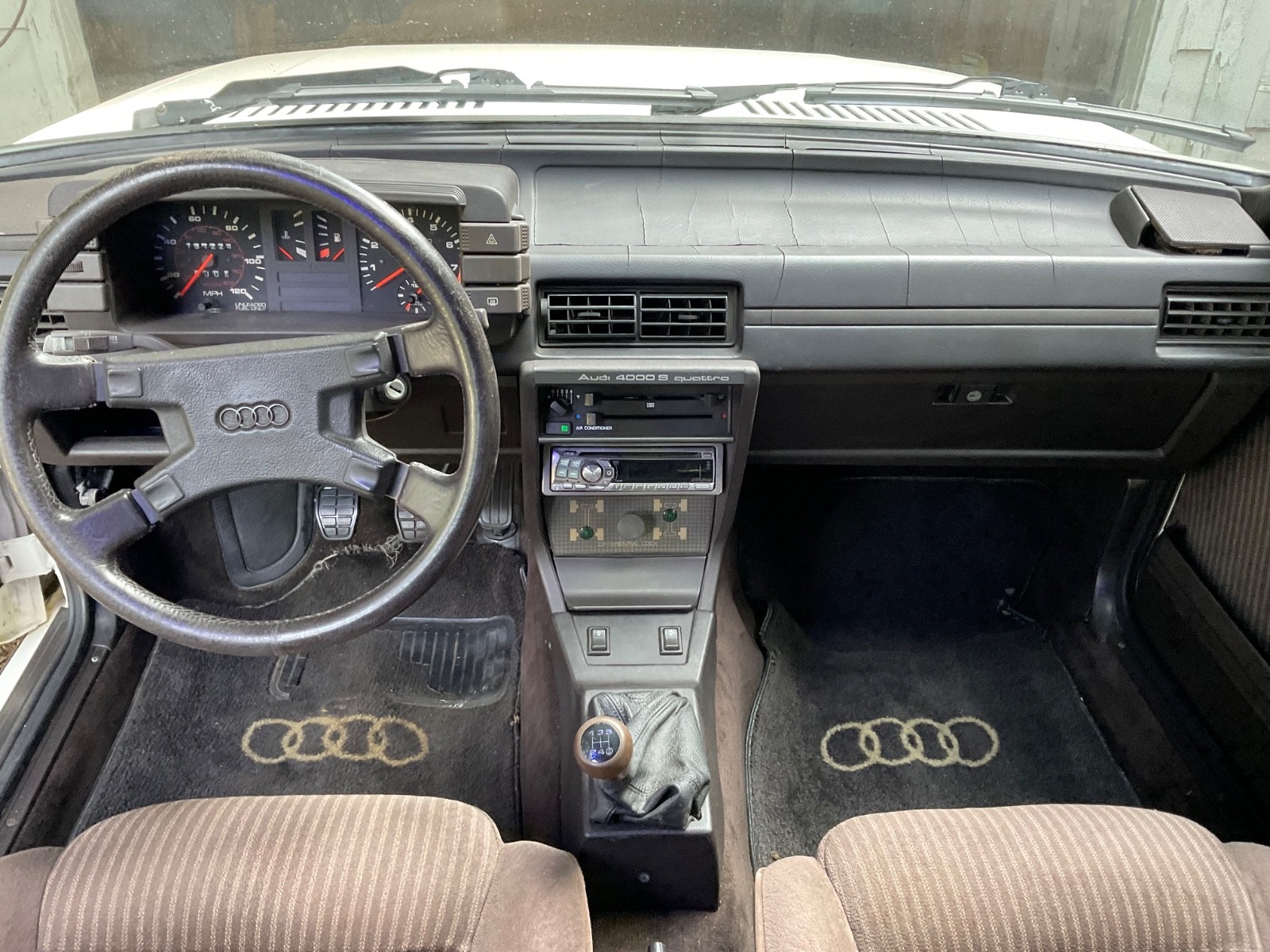 Audi-80-1984-Sedan-25