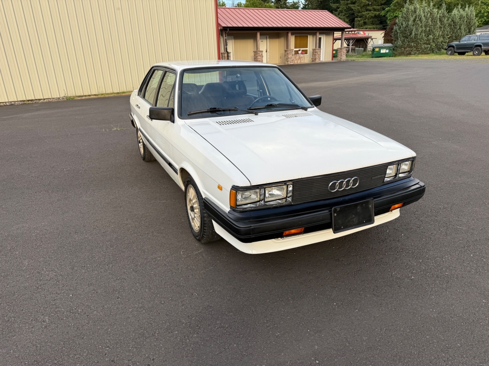 Audi-80-1984-Sedan-8