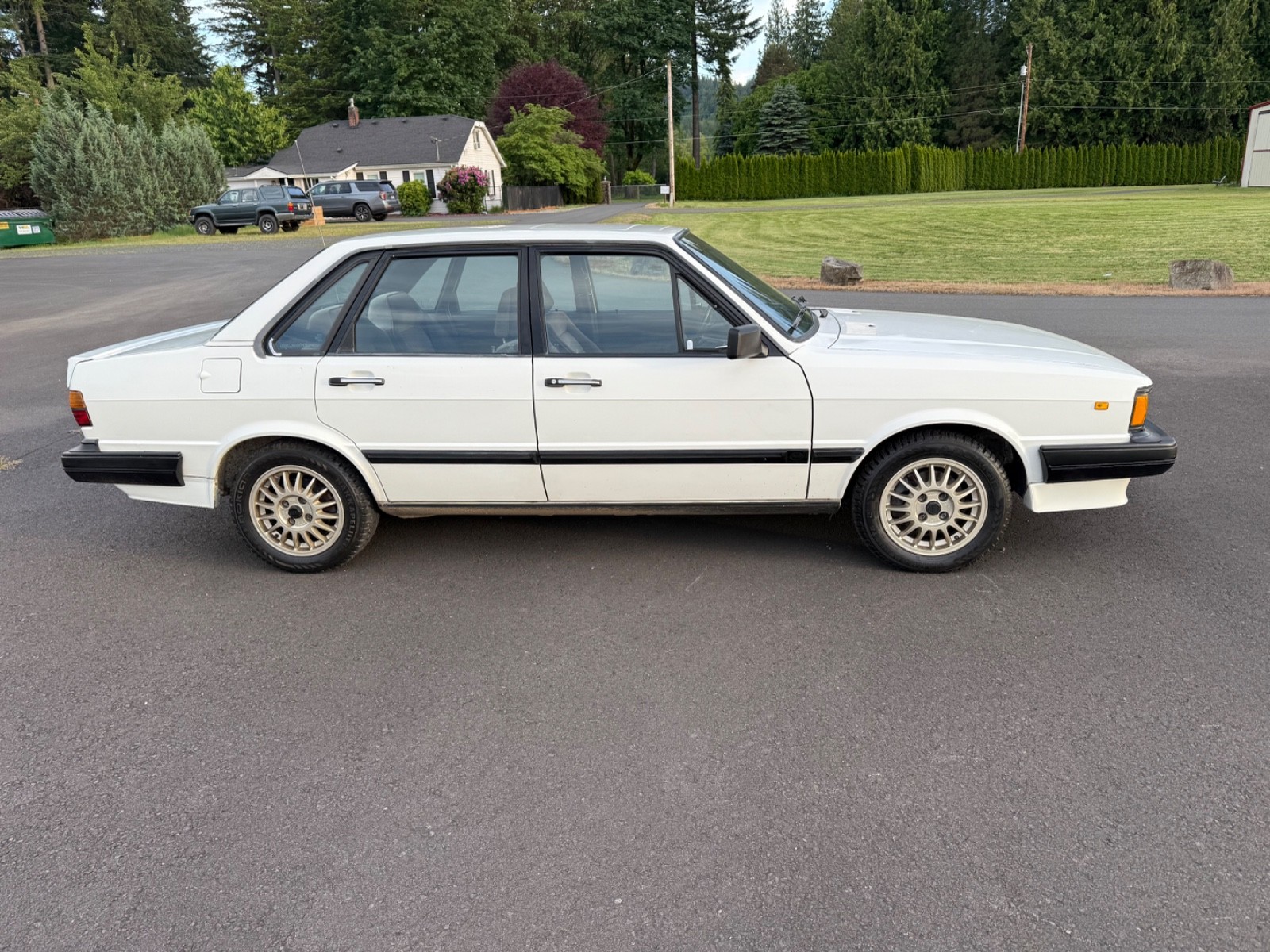 Audi-80-1984-Sedan-9
