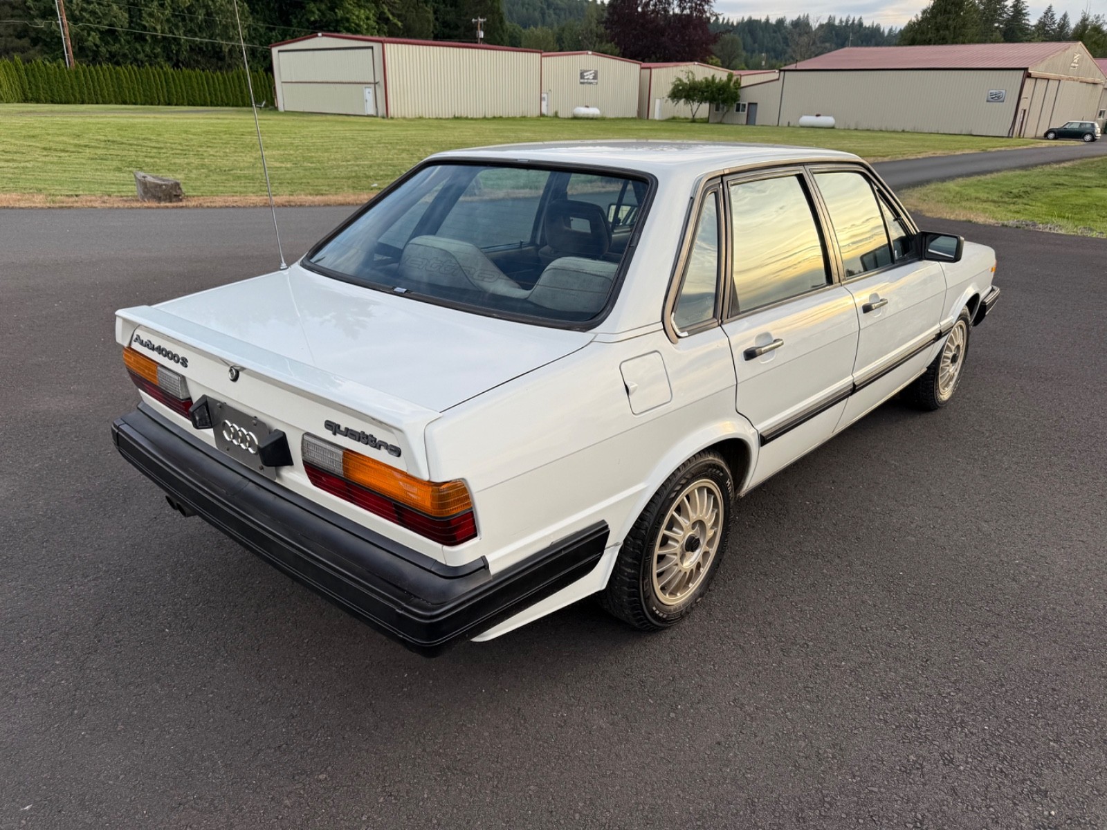 Audi-80-1984-Sedan