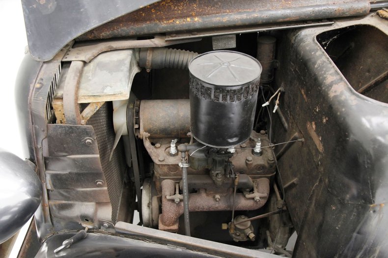 Austin-A125-1937-Black-Chocolate-20