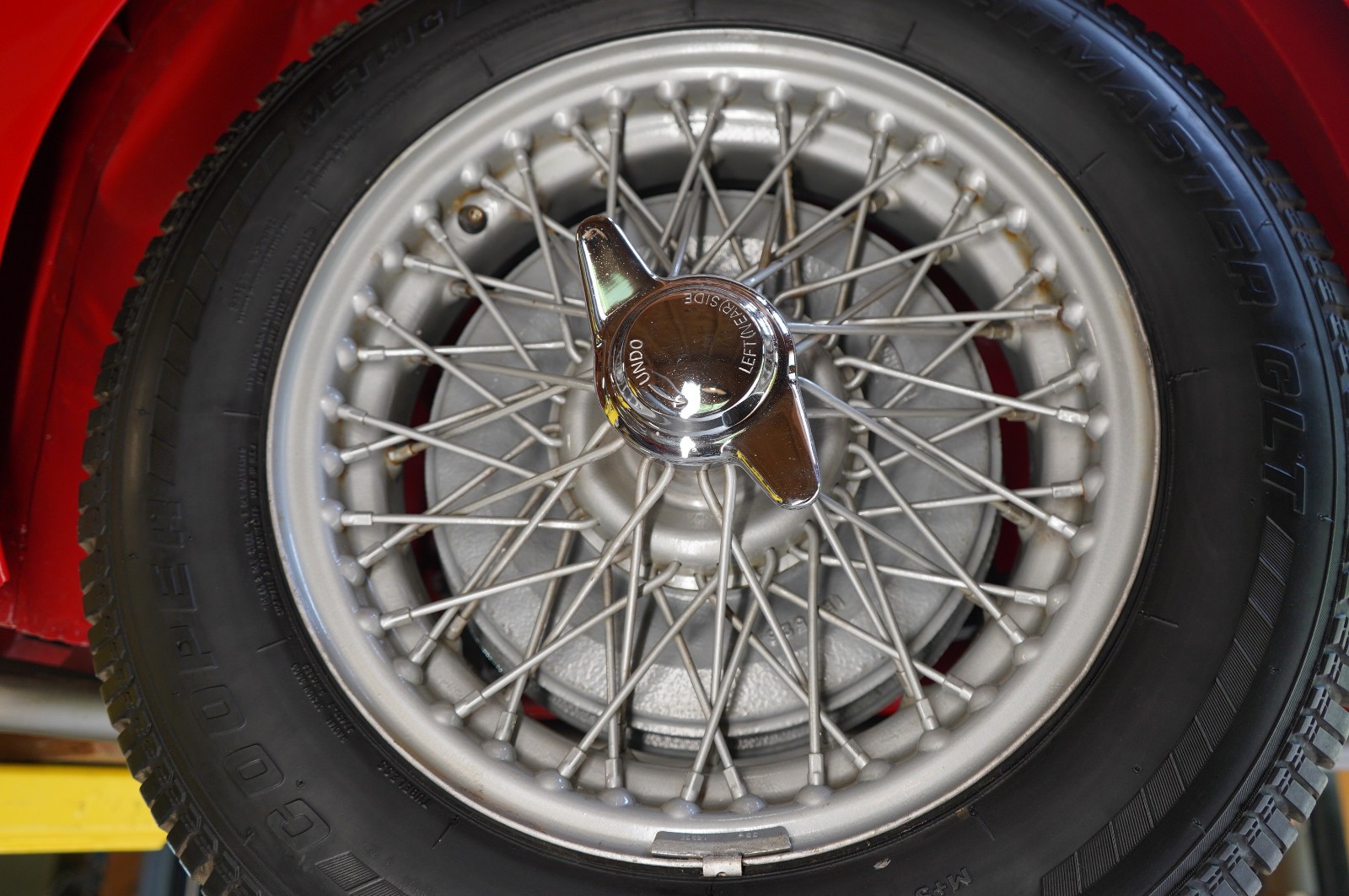 Austin-Healey-3000-1962-Convertible-13