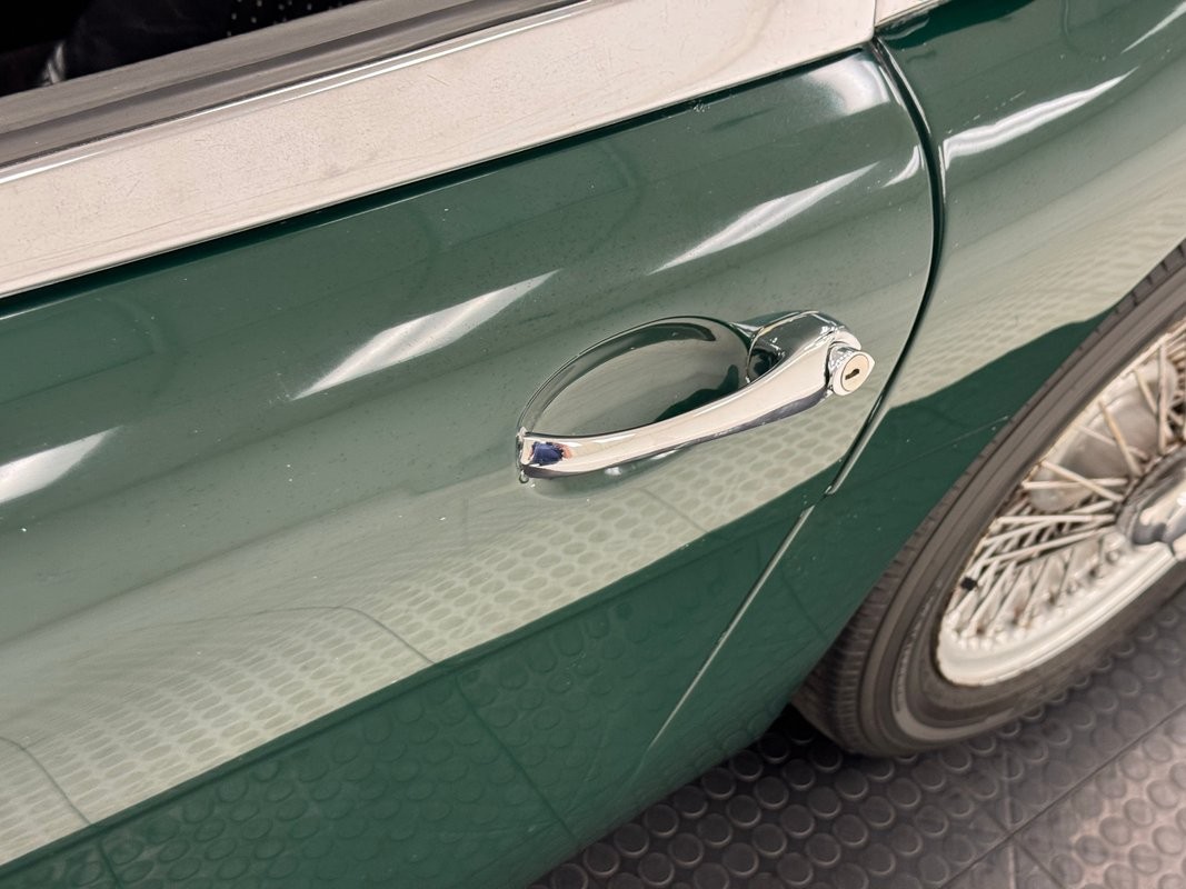 Austin-Healey-3000-1967-Roadster-17