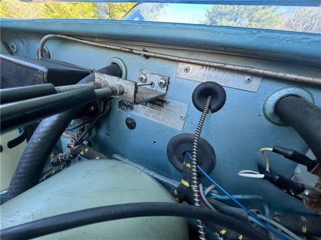 Austin-Healey-BJ8-Convertible-1964-37