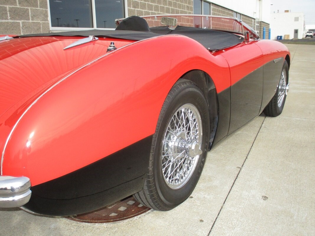 Austin-Healey-BN2-100M-Tribute-1956-12