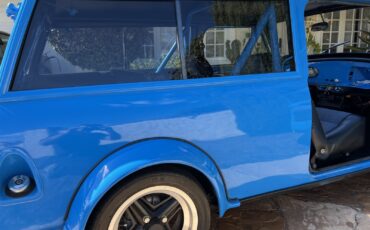 Austin-Mini-1971-Van-12