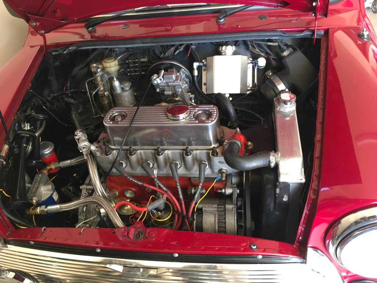 Austin-Mini-1974-red-5
