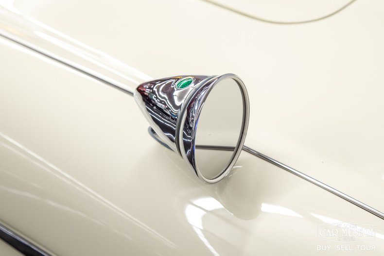Austin-healey-100-6-1959-Ivory-White-Black-Leather-14