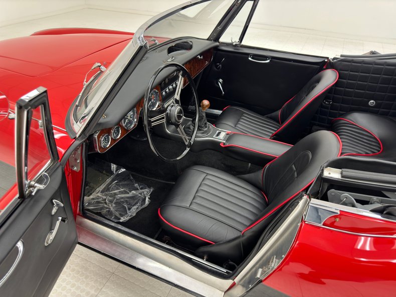 Austin-healey-3000-1967-Colorado-Red-Black-11