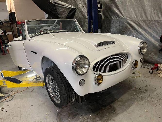Austin-healey-Other-1962-Pearl-White-Black-5