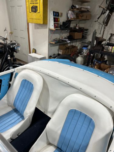 Austin-healey-Sprite-1960-Blue-White-5