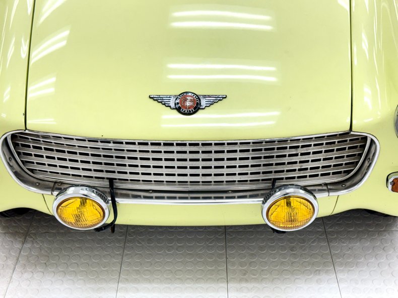 Austin-healey-Sprite-1969-Sunshine-Yellow-Black-6