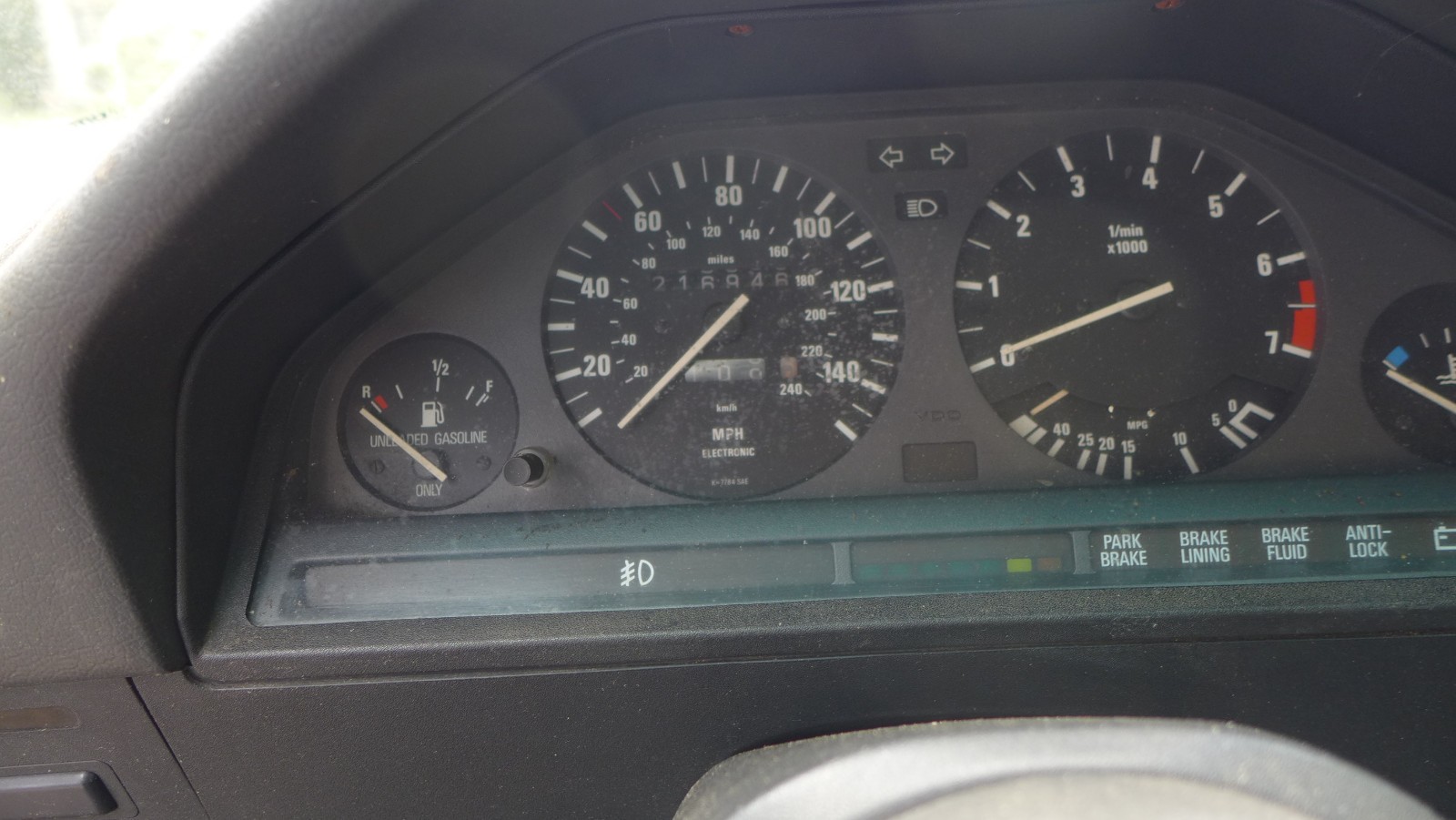 BMW-3-Series-1989-Convertible-4