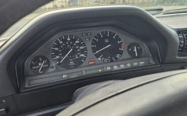 BMW-3-Series-1992-12