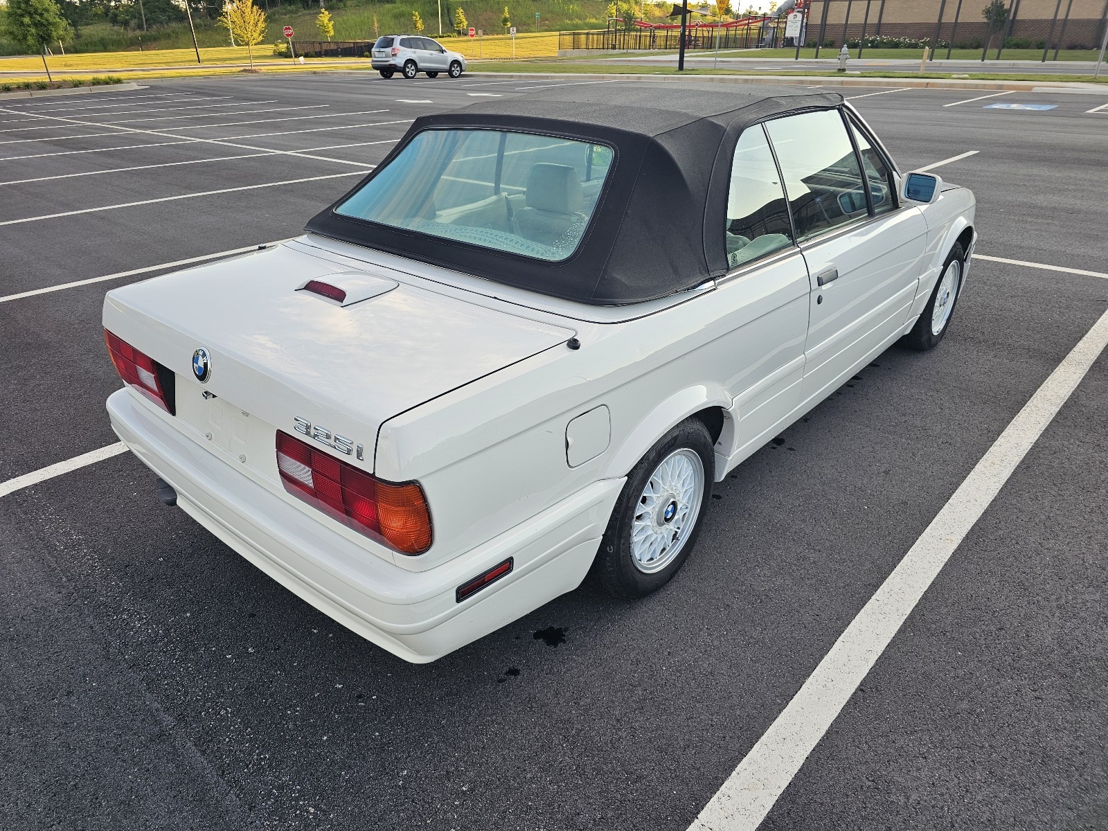 BMW-3-Series-1992-4