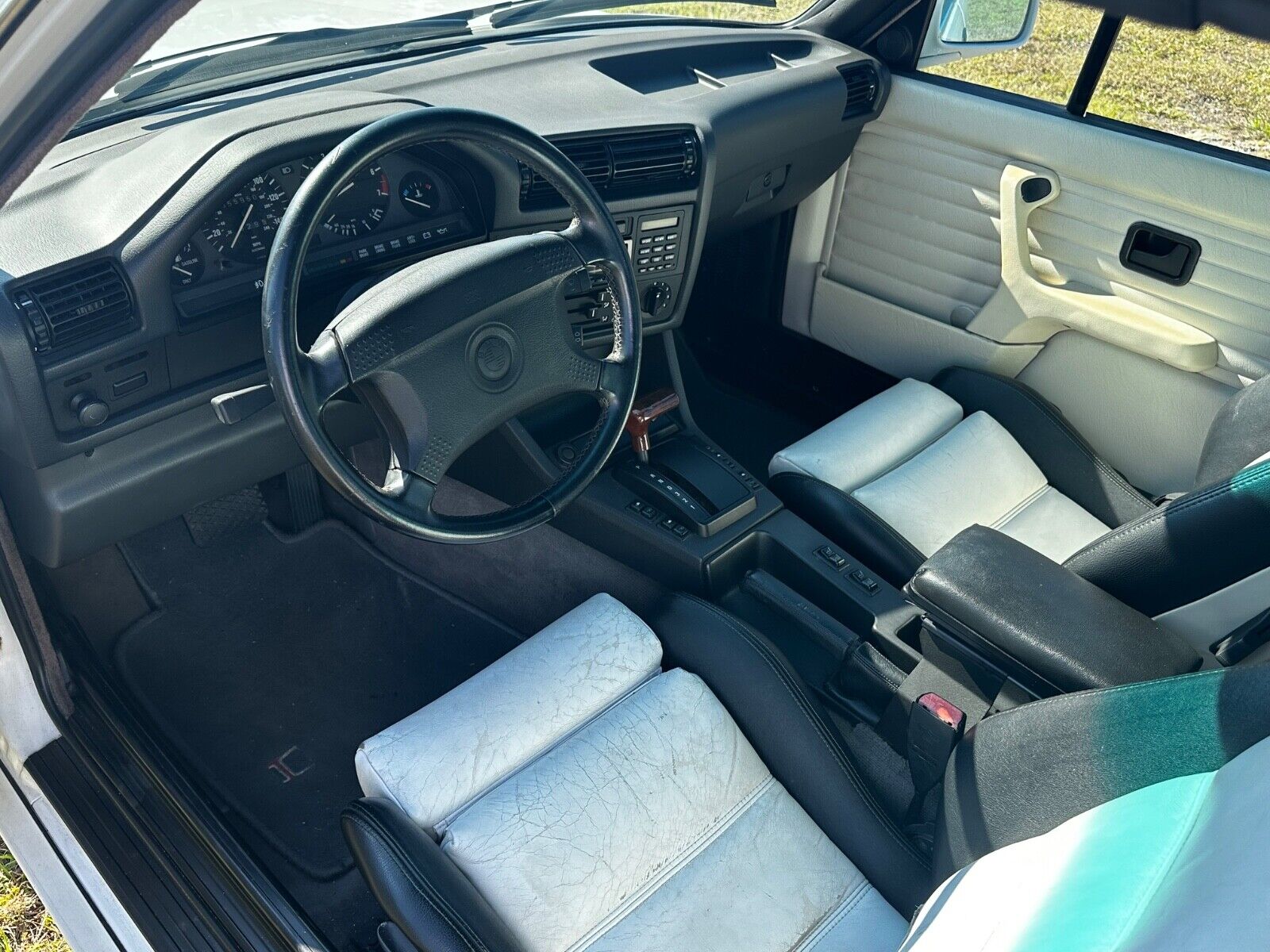 BMW-3-Series-1992-Convertible-10