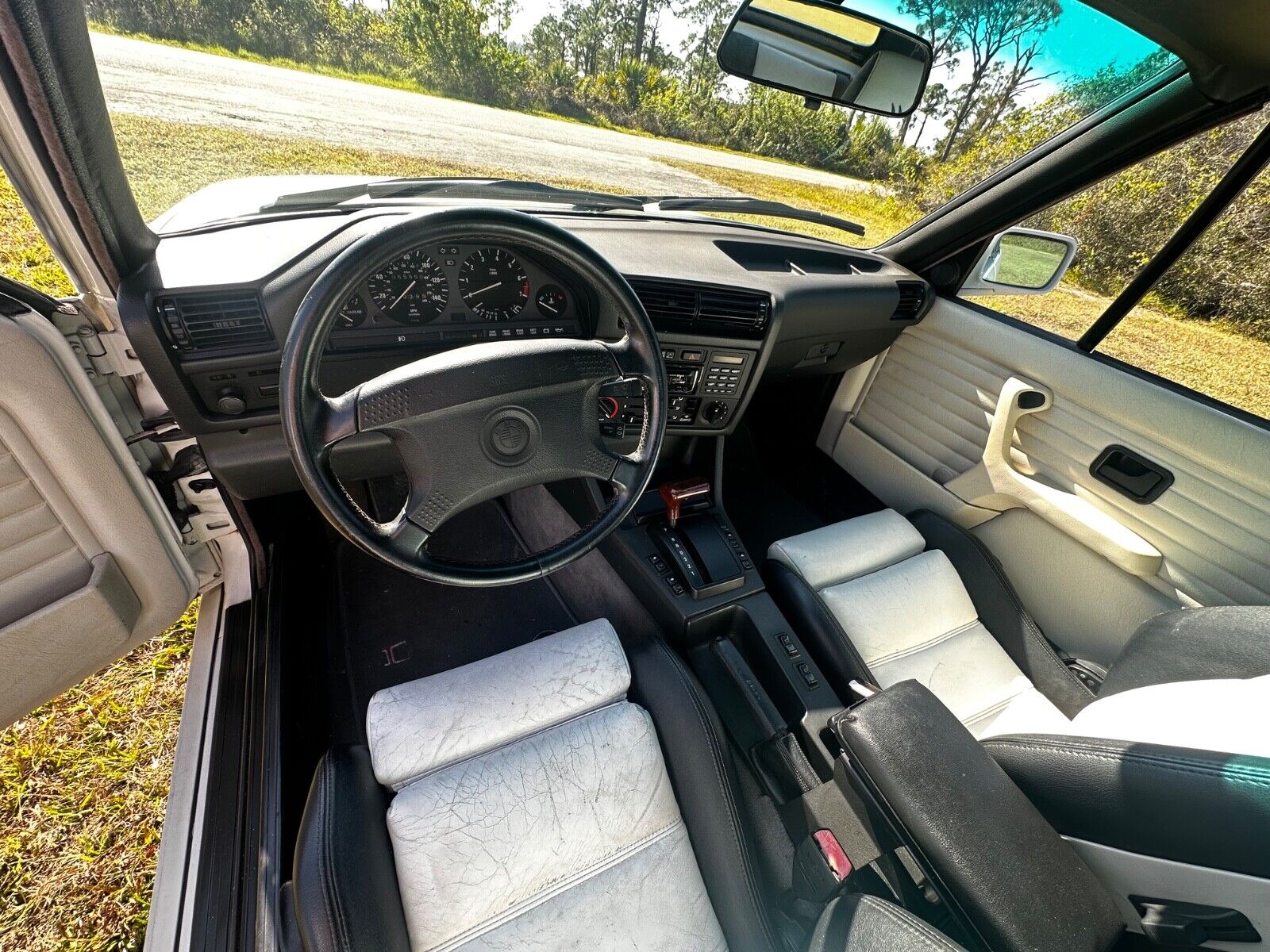 BMW-3-Series-1992-Convertible-12