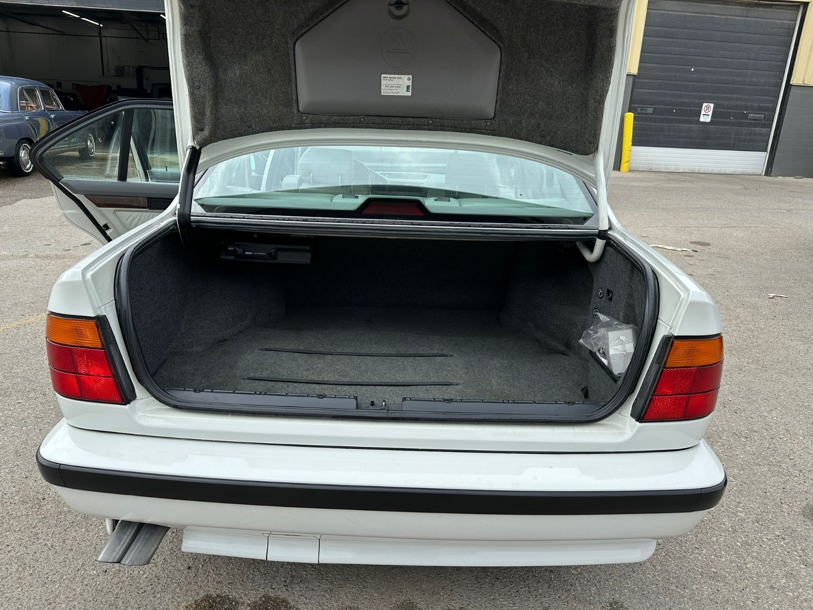 BMW-5-Series-1995-Sedan-15