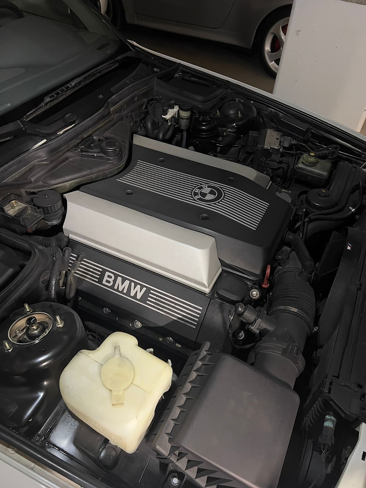 BMW-5-Series-1995-Sedan-23