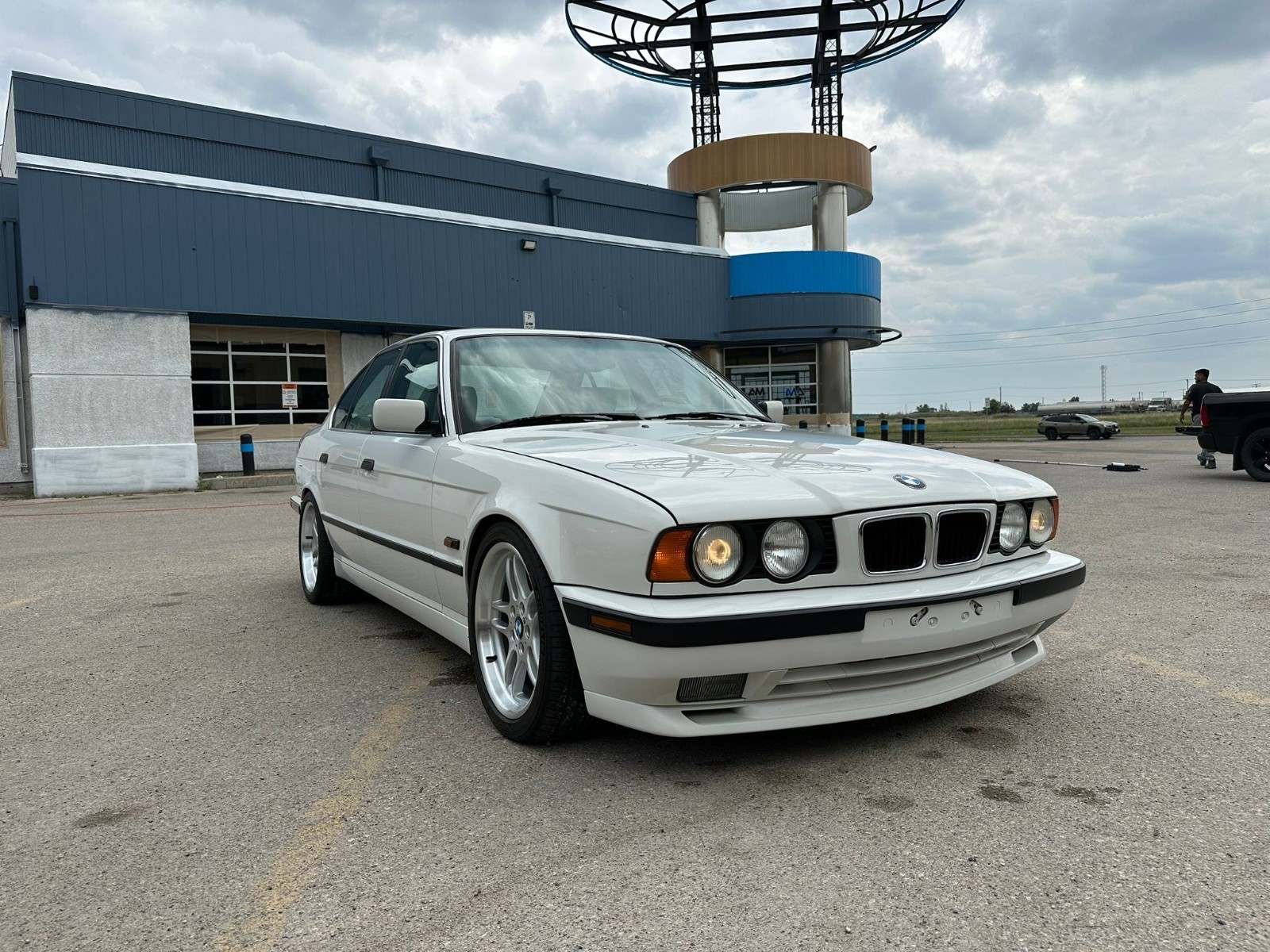BMW-5-Series-1995-Sedan