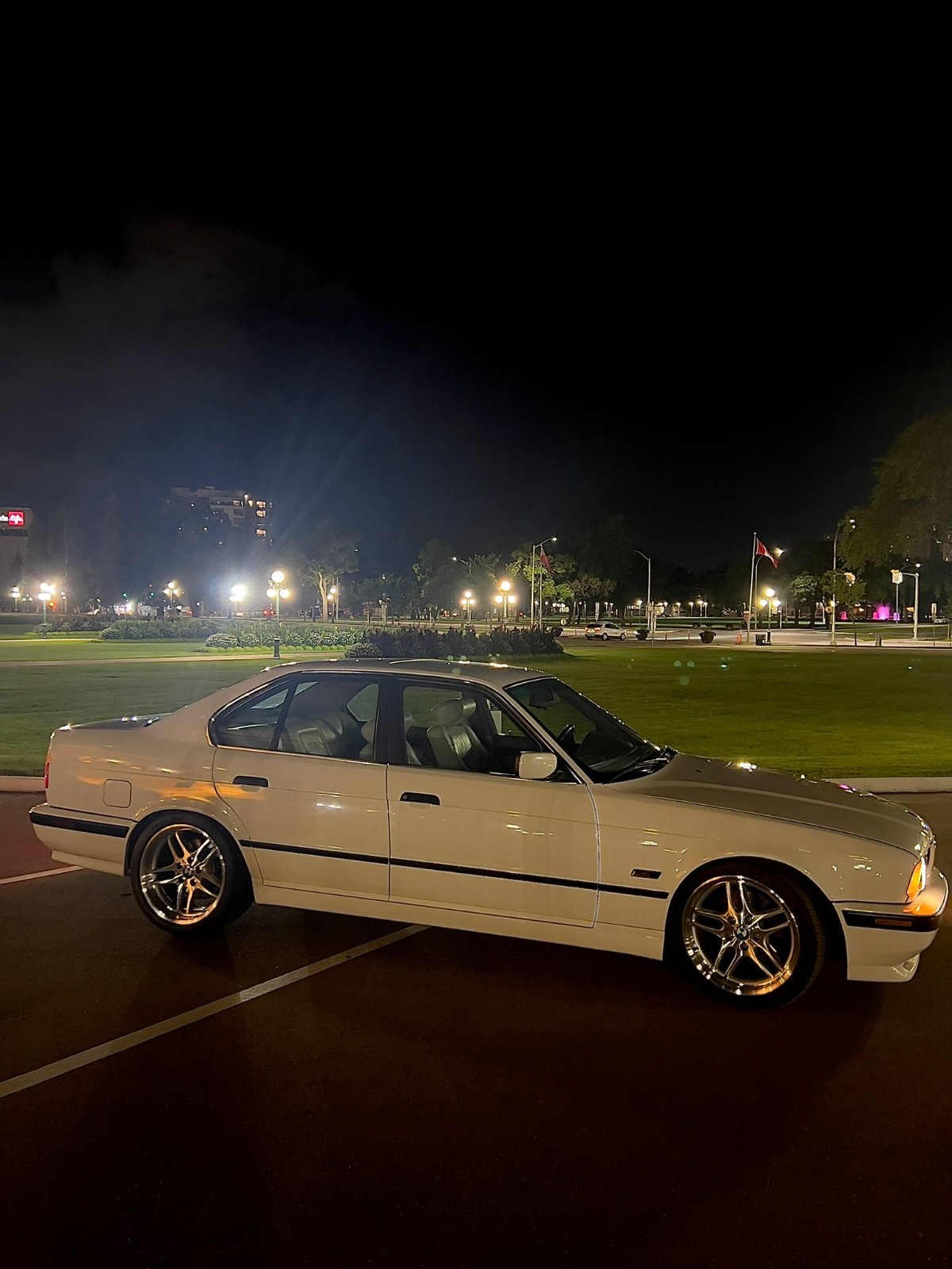BMW-5-Series-1995-Sedan-37