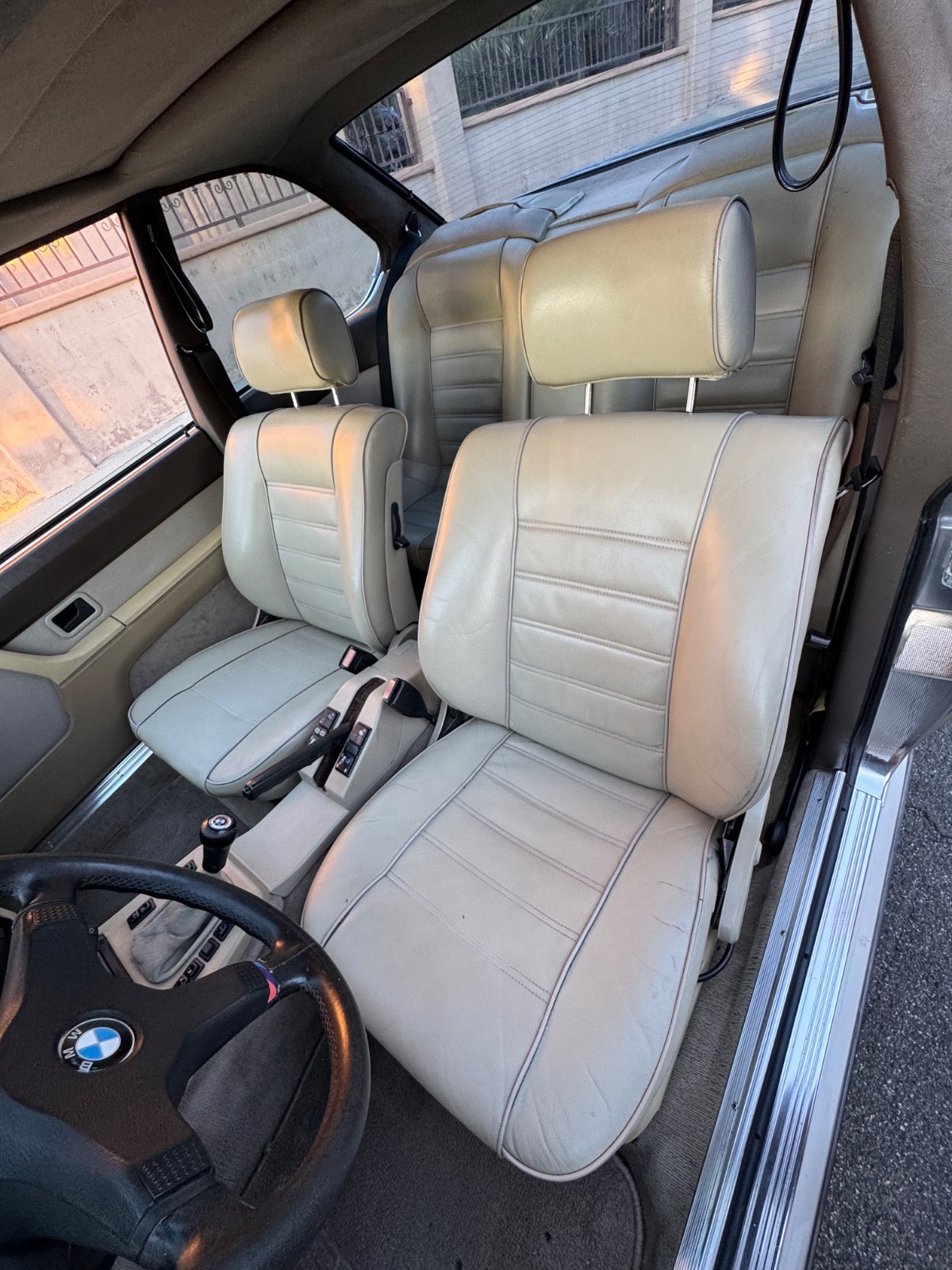 BMW-6-Series-1985-Coupe-23