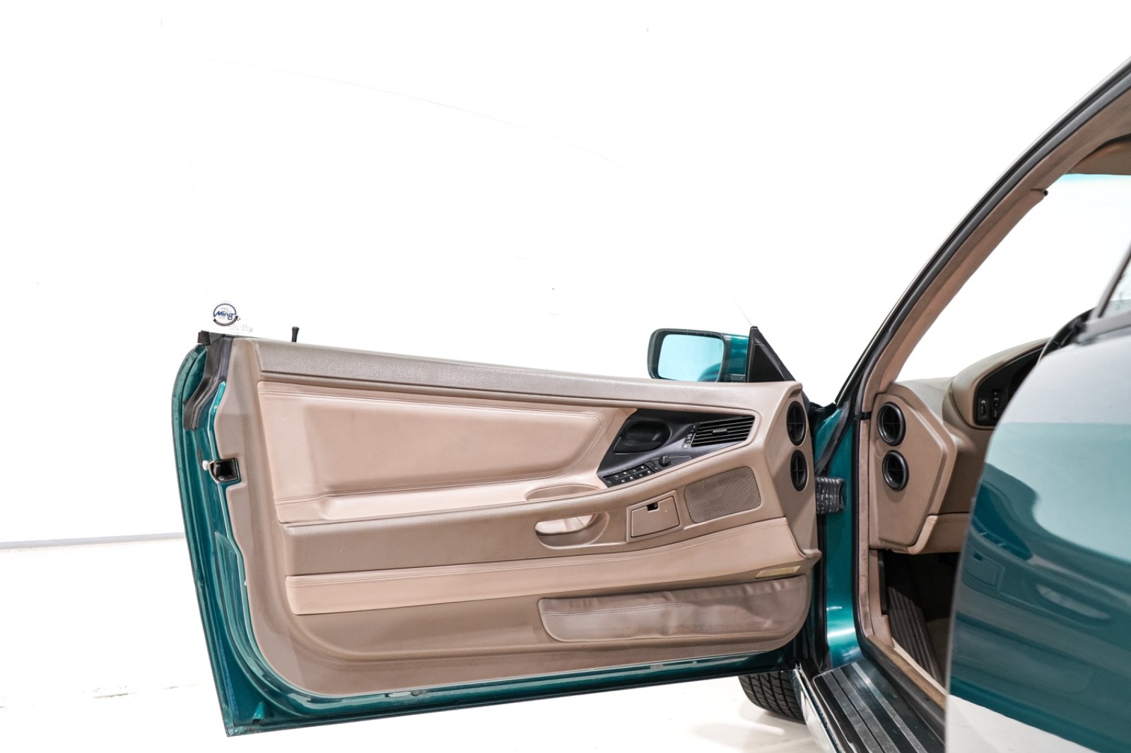 BMW-8-Series-1991-Sedan-11