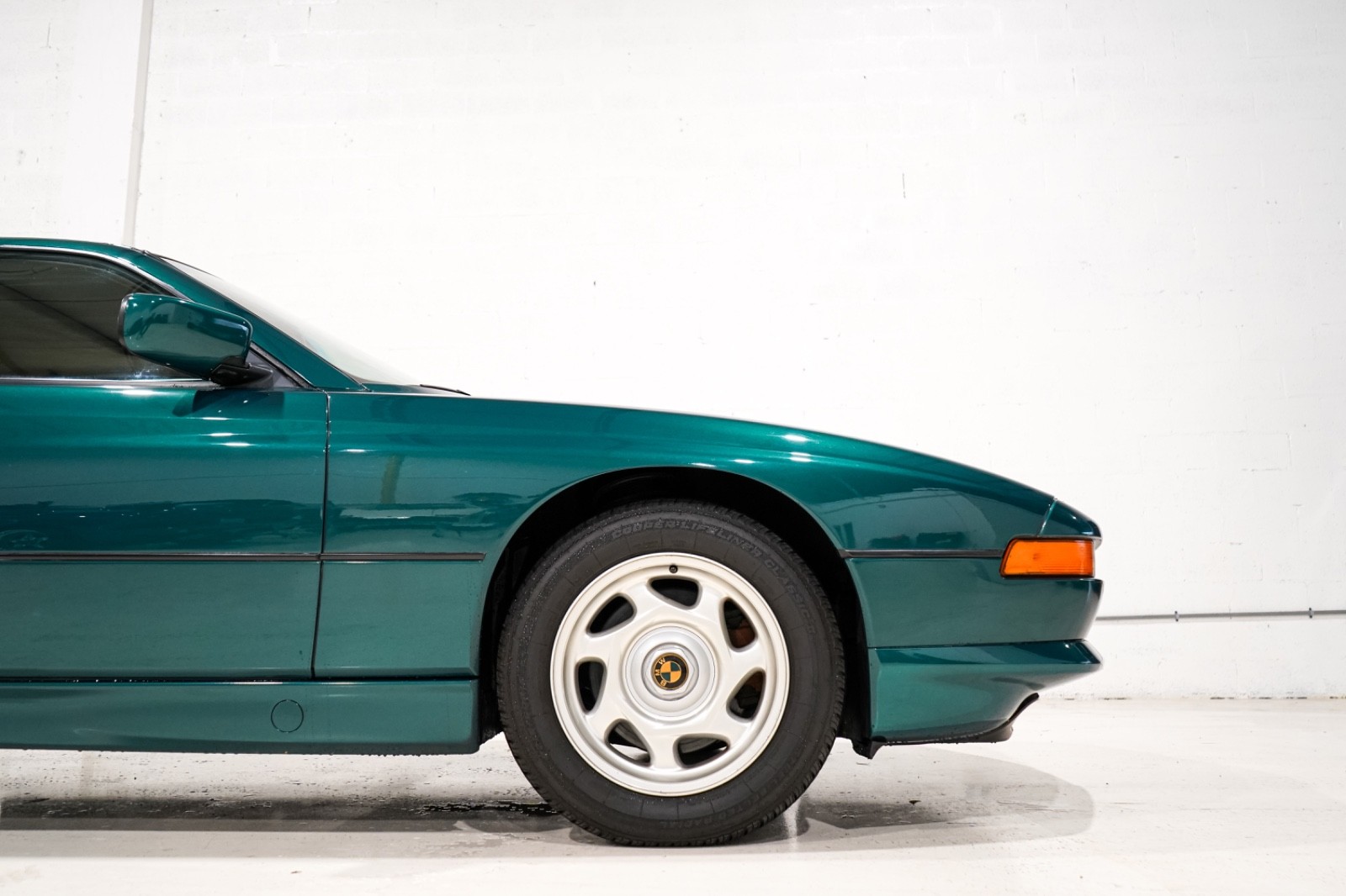 BMW-8-Series-1991-Sedan-5