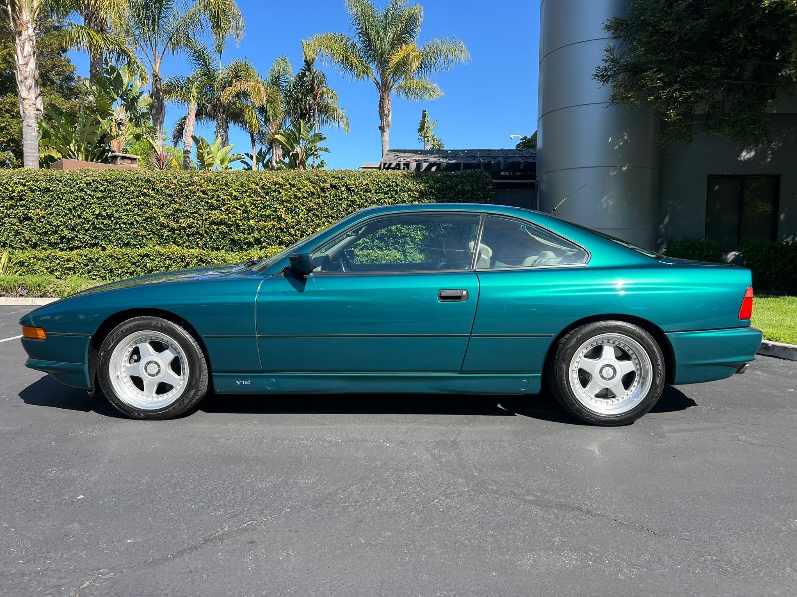BMW 8-Series 1992 Coupe