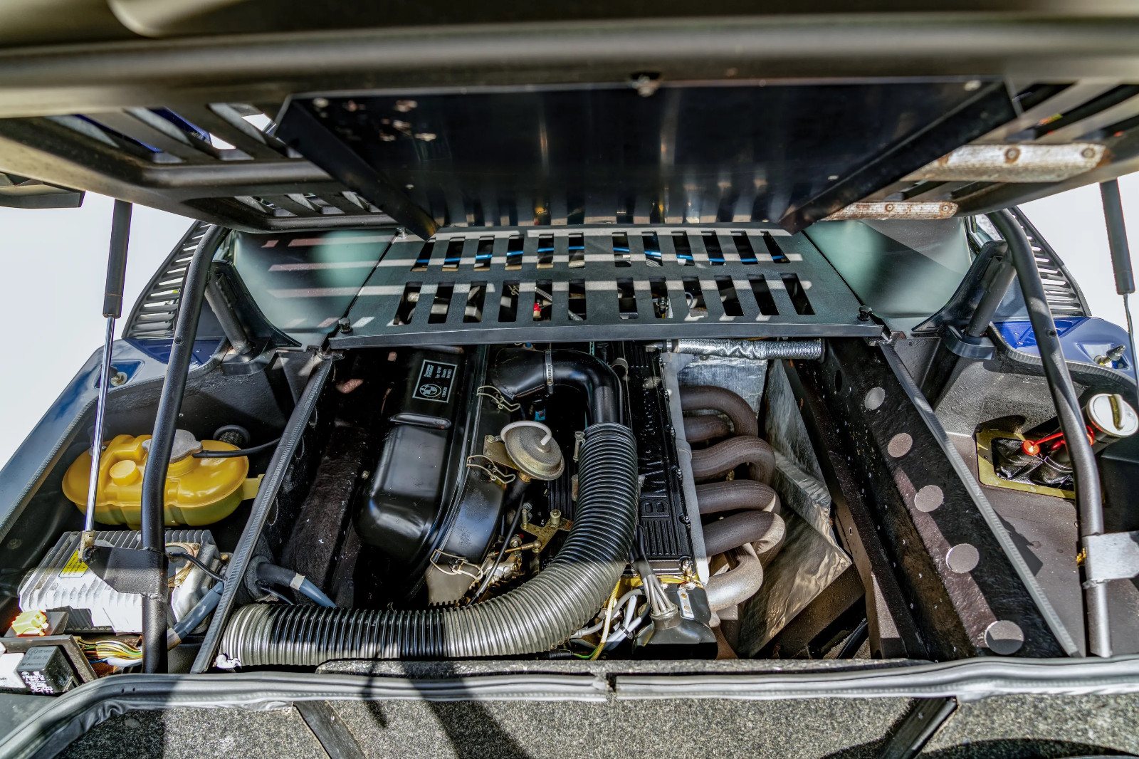 BMW-M1-1981-Coupe-34