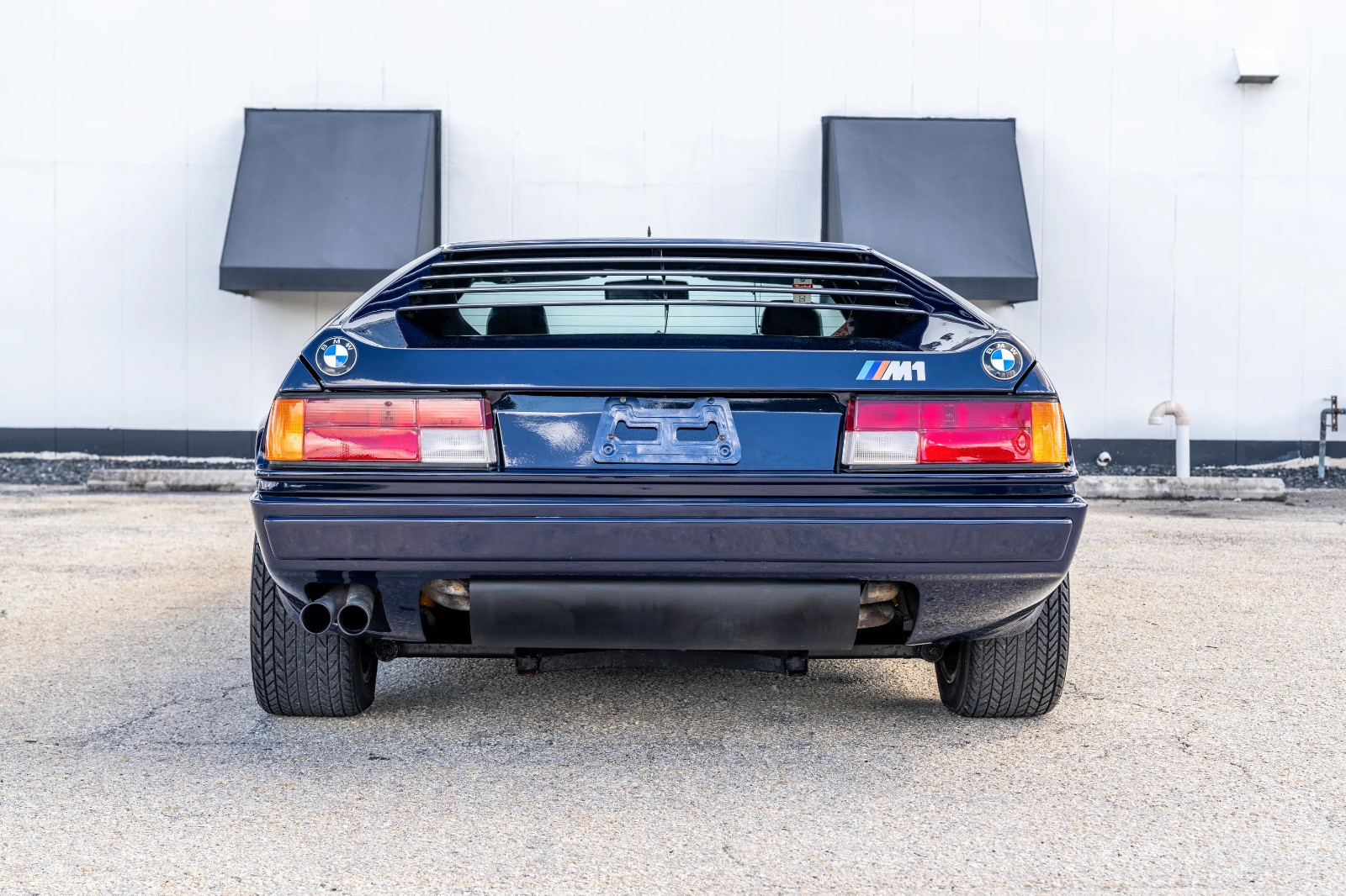 BMW-M1-1981-Coupe-6