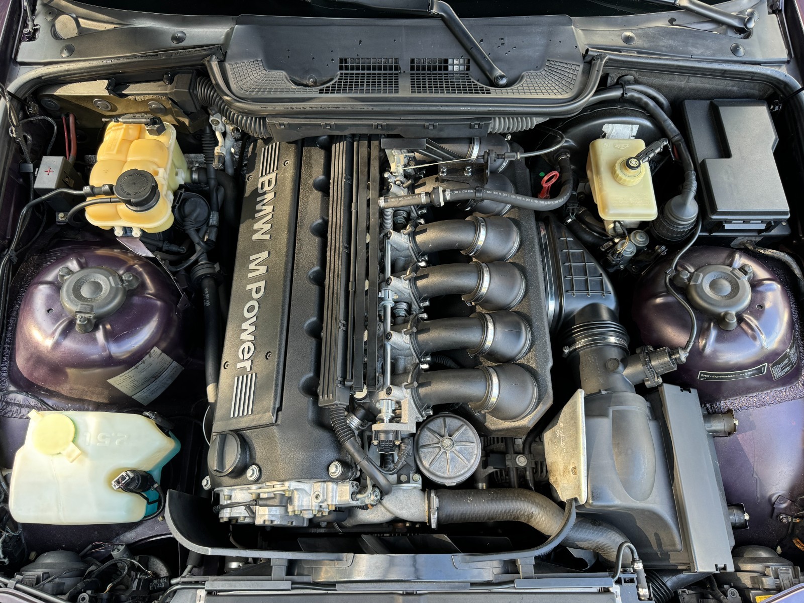 BMW-M3-1995-18