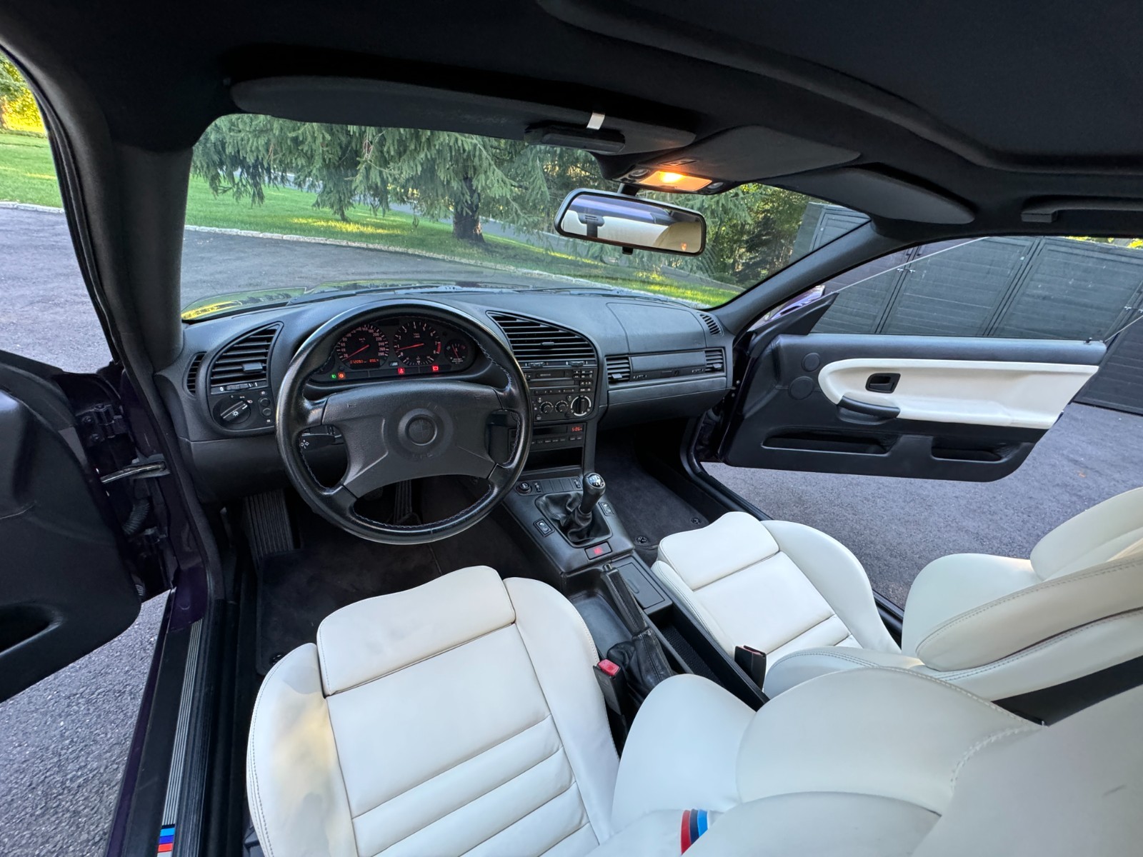 BMW-M3-1995-5