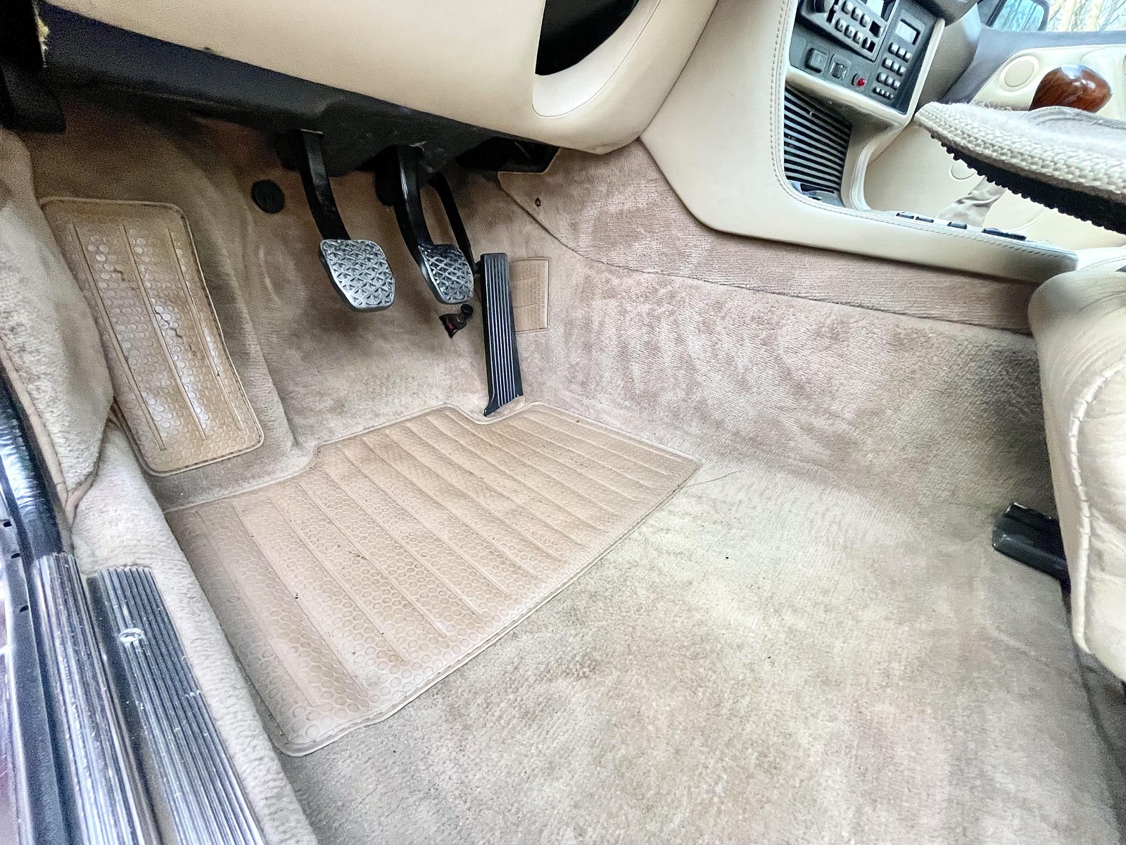BMW-M6-1987-CERAMIC-COATED-EXCELLENT-32