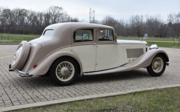 Bentley-4.25L-DERBY-1938-Sedan-10