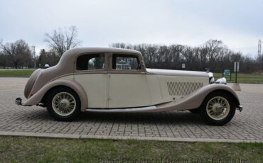 Bentley-4.25L-DERBY-1938-Sedan-11