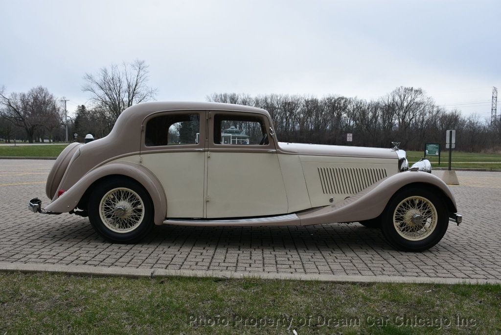 Bentley-4.25L-DERBY-1938-Sedan-11