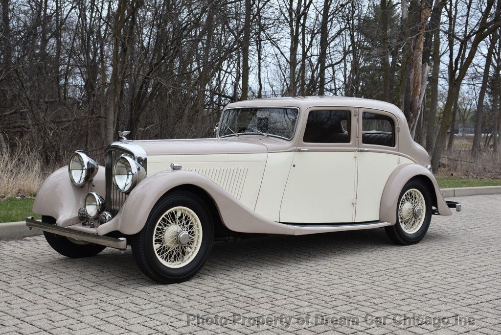 Bentley-4.25L-DERBY-1938-Sedan-2
