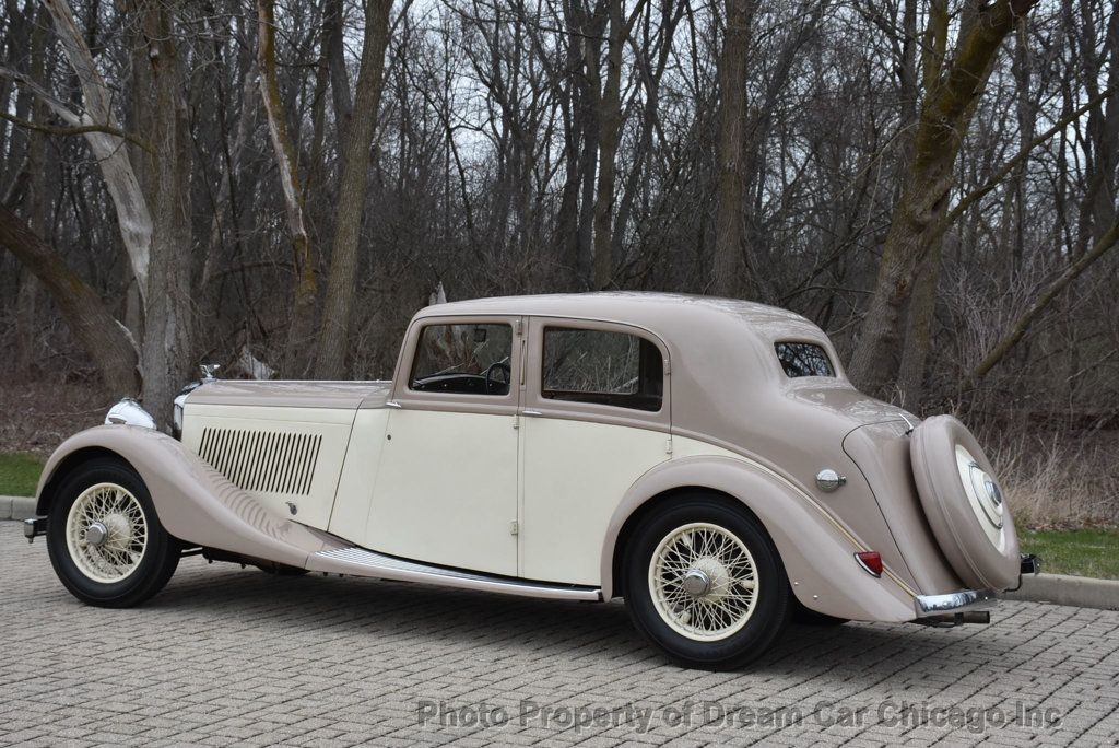 Bentley-4.25L-DERBY-1938-Sedan-5