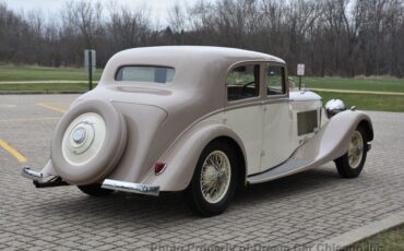 Bentley-4.25L-DERBY-1938-Sedan-9