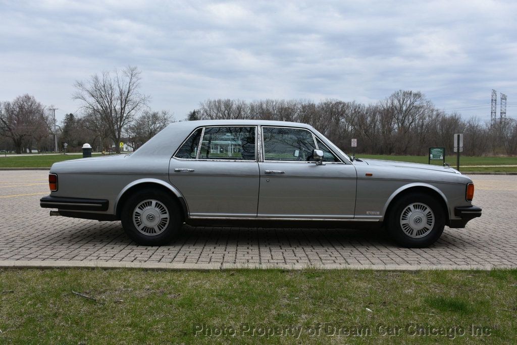 Bentley-Eight-1987-10