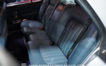 Bentley-Eight-1988-Silver-Blue-11